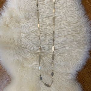 Kendra Scott necklace
